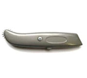 Heavy Duty Metal Utility Knife - Retractable Blade w/